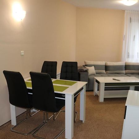 Winter Аpartments Gerovi Apartment Пампорово Екстериор снимка
